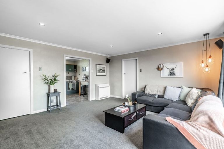 Photo of property in 62 Oteramika Road, Rockdale, Invercargill, 9812