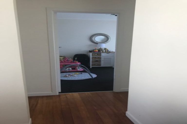 Photo of property in 2/1a Wade Avenue, Onehunga, Auckland, 1061