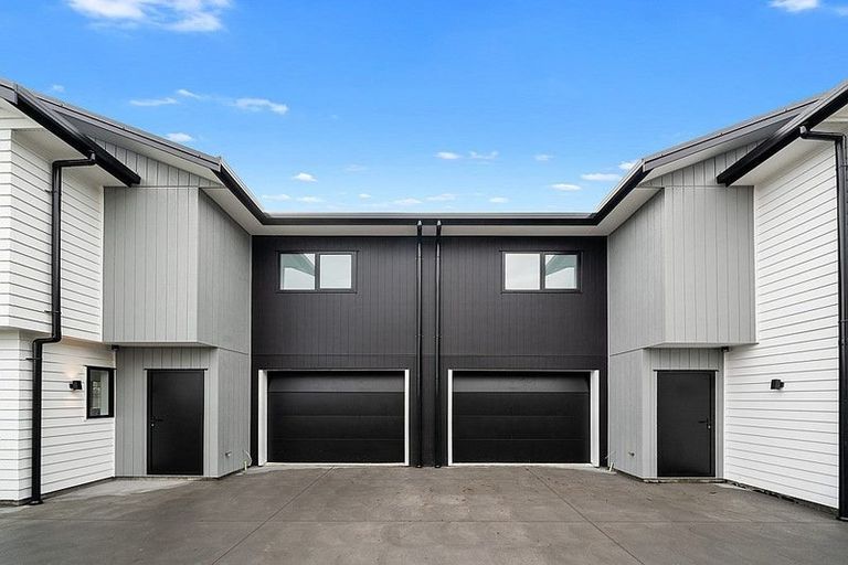 Photo of property in 1167b High Street, Taita, Lower Hutt, 5011