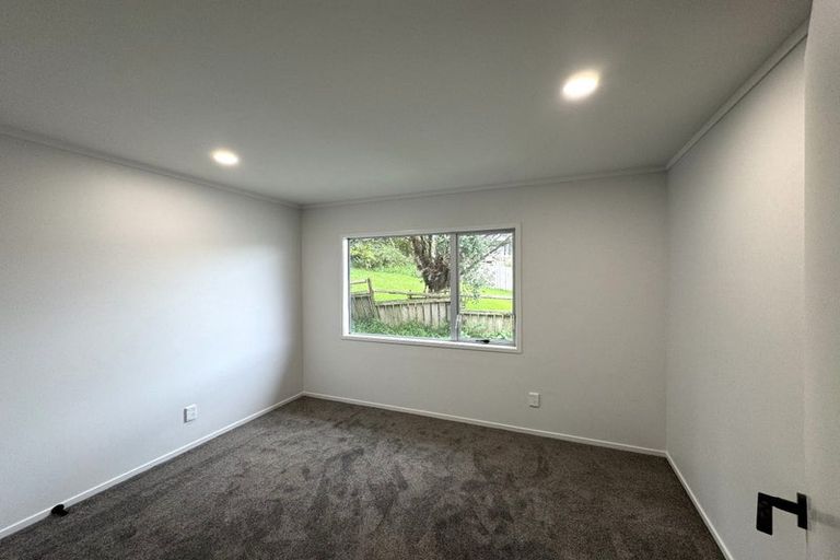 Photo of property in 48 Lauderdale Road, Birkdale, Auckland, 0626