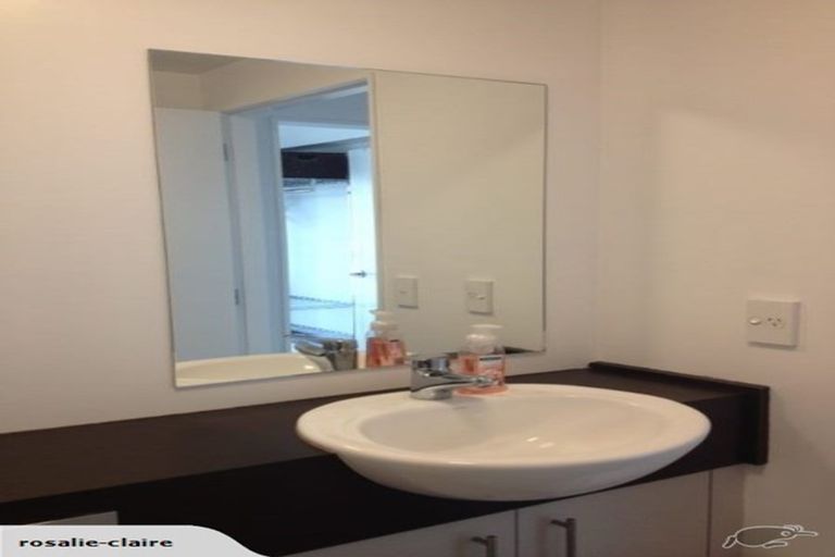 Photo of property in The Peak Apartments, 406/170 Taranaki Street, Te Aro, Wellington, 6011