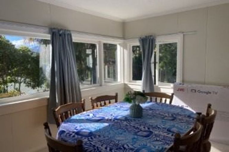 Photo of property in 51 Renwick Place, Nelson South, Nelson, 7010