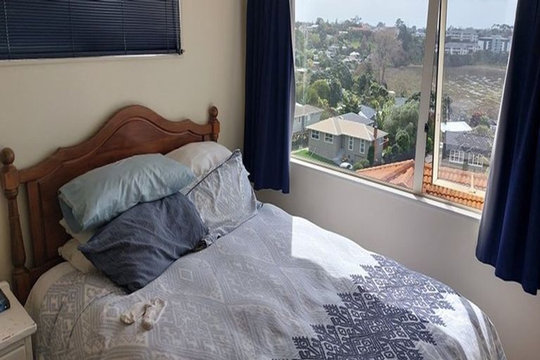 Photo of property in 3/48a Exmouth Road, Northcote, Auckland, 0627