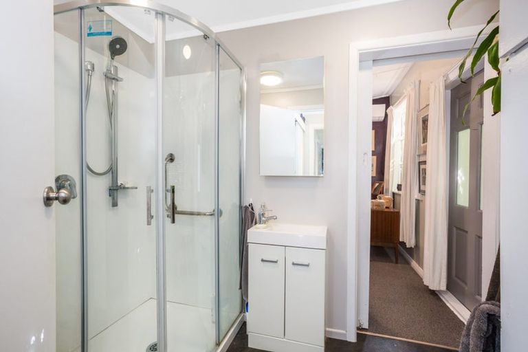 Photo of property in 8 Takutai Road, Pukerua Bay, 5026