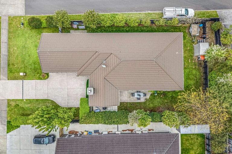 Photo of property in 30 Hamon Place, Pukehangi, Rotorua, 3015