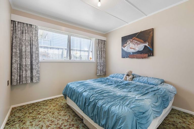 Photo of property in 9 Roy Terrace, Moturoa, New Plymouth, 4310