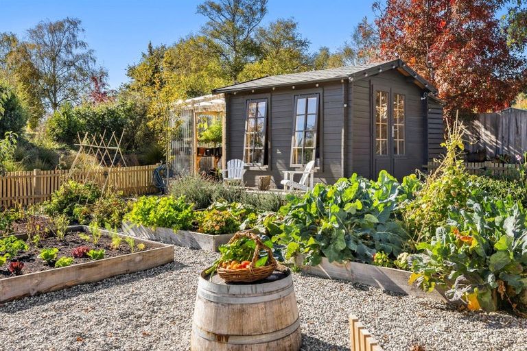 Photo of property in 21 Terranova Place, Wanaka, 9305