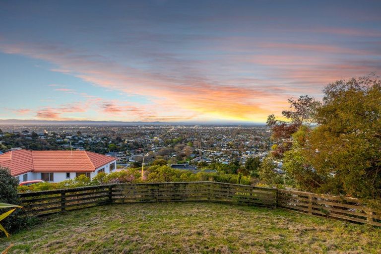 Photo of property in 117 Holliss Avenue, Cashmere, Christchurch, 8022