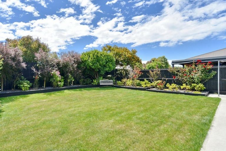 Photo of property in 16 Chester Street, Kaiapoi, 7630