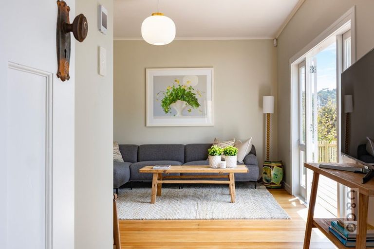 Photo of property in 29 Cambridge Road, Riverhead, 0820