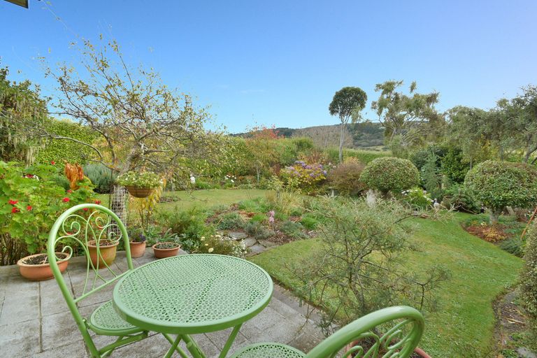 Photo of property in 203 Wakari Road, Helensburgh, Dunedin, 9010