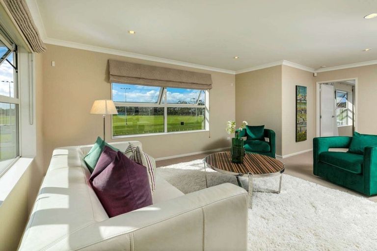 Photo of property in 197 Millwater Parkway, Silverdale, 0932