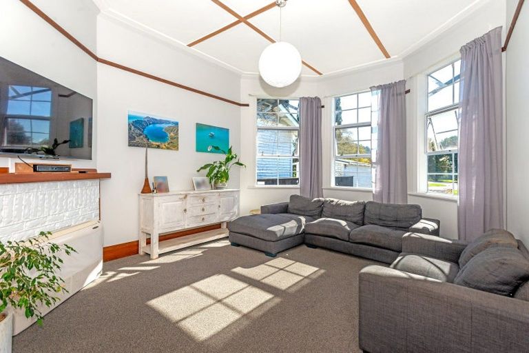 Photo of property in 129 Iranui Road, Inner Kaiti, Gisborne, 4010