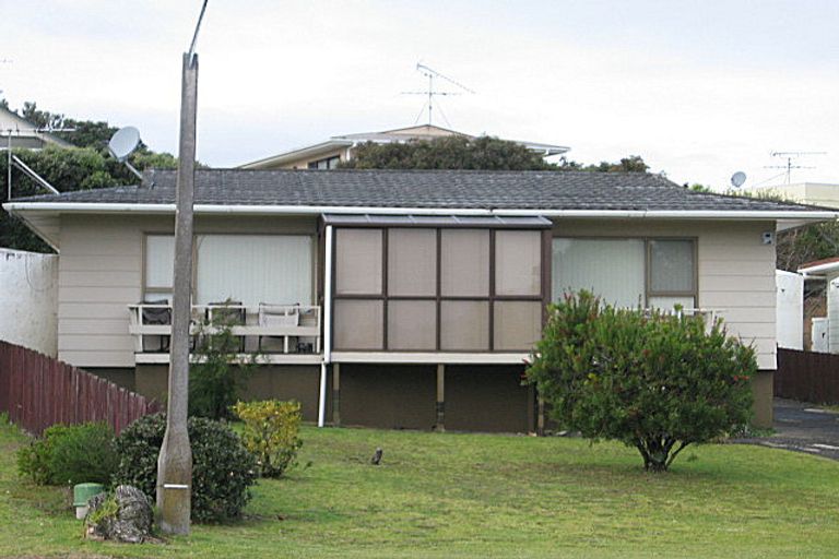 Photo of property in 78 Omaha Drive, Omaha, 0986