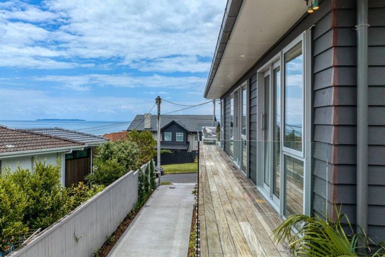 Photo of property in 128 Churchill Road, Rothesay Bay, Auckland, 0630