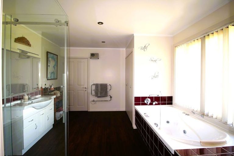 Photo of property in 31 Essex Street, Weston, Oamaru, 9401