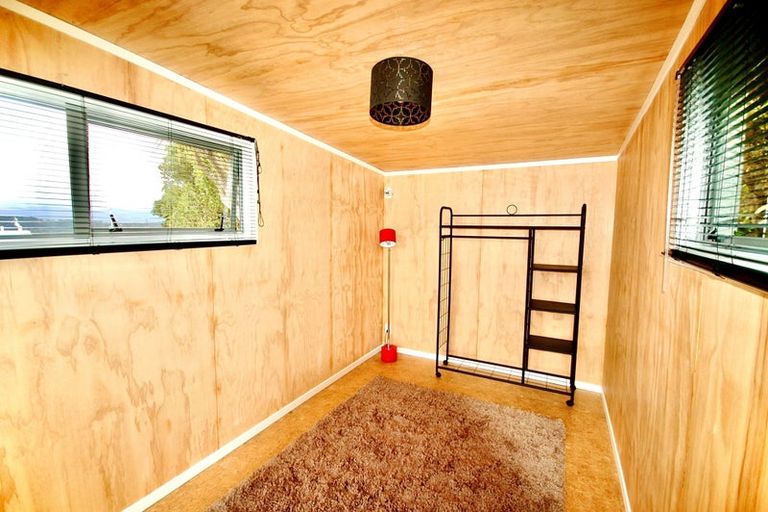 Photo of property in 66 Kelburn Parade, Kelburn, Wellington, 6012