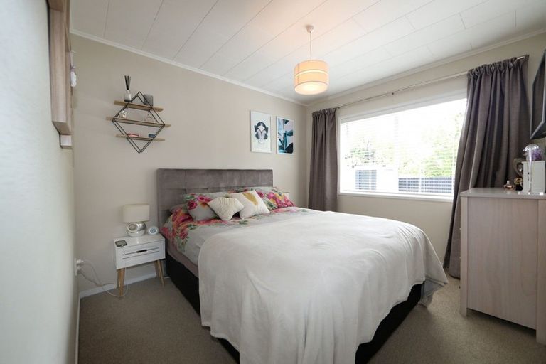 Photo of property in 4/50 Middle Road, Havelock North, 4130