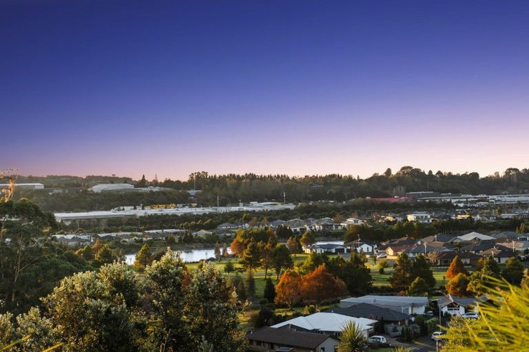 Photo of property in 52 Mortlake Heights, Pyes Pa, Tauranga, 3112