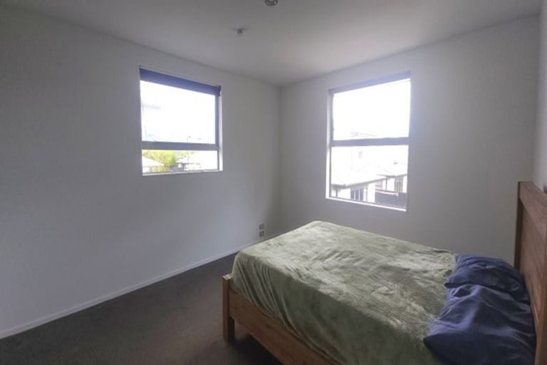 Photo of property in 3/20 Old Red Barn Road, Halswell, Christchurch, 8025