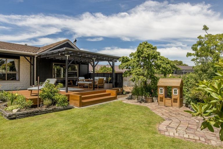 Photo of property in 11 Torlesse Crescent, Darfield, 7510