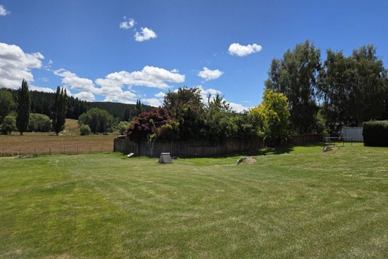 Photo of property in 7 Swalwell Street, Waikaia, 9778