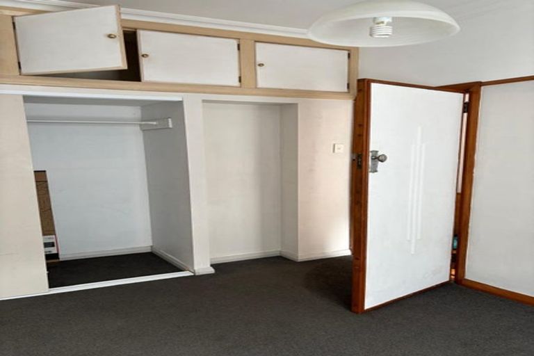 Photo of property in 6 Otaki Street, Miramar, Wellington, 6022