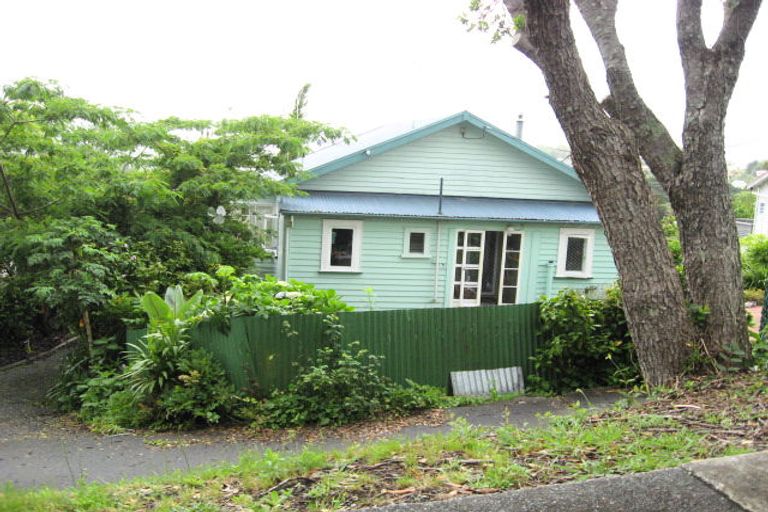 Photo of property in 43 Anzac Road, Morningside, Whangarei, 0110