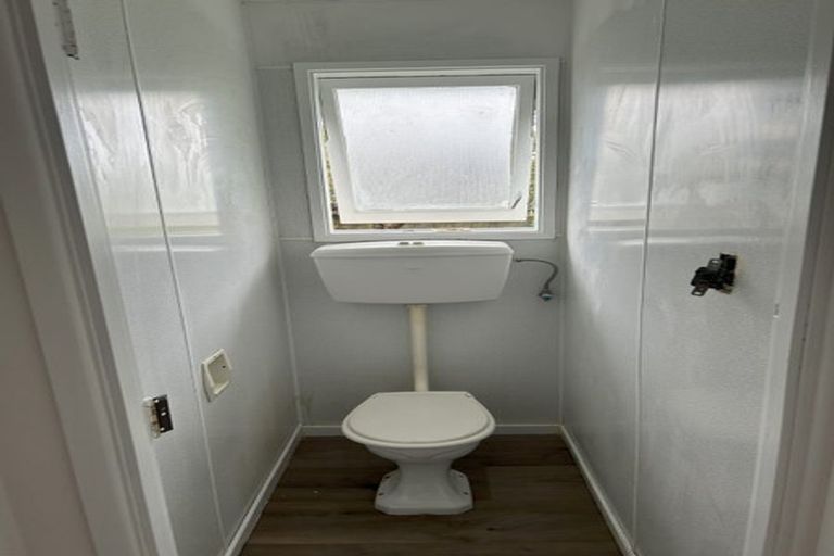 Photo of property in 12 Burbridge Road, Favona, Auckland, 2024