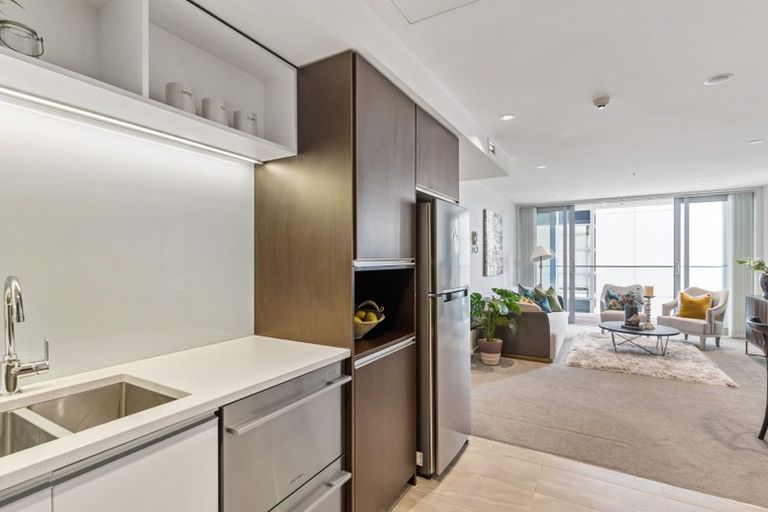 Photo of property in Parkview Residences, 207/15 Rendall Place, Eden Terrace, Auckland, 1021