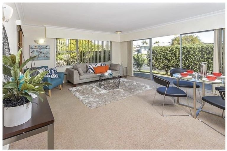 Photo of property in 2/63 The Boulevard, Sunnyhills, Auckland, 2010