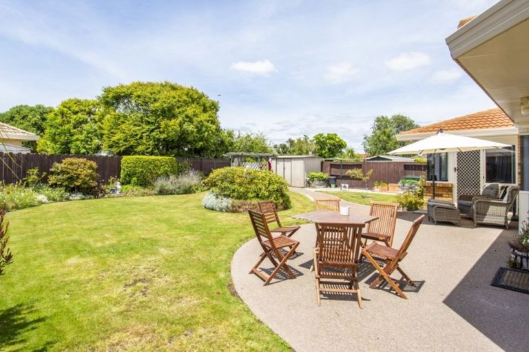 Photo of property in 37 Lotus Avenue, Mount Maunganui, 3116