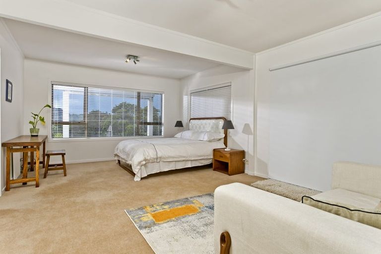 Photo of property in 32 Hobson Road, Lucas Heights, Auckland, 0632