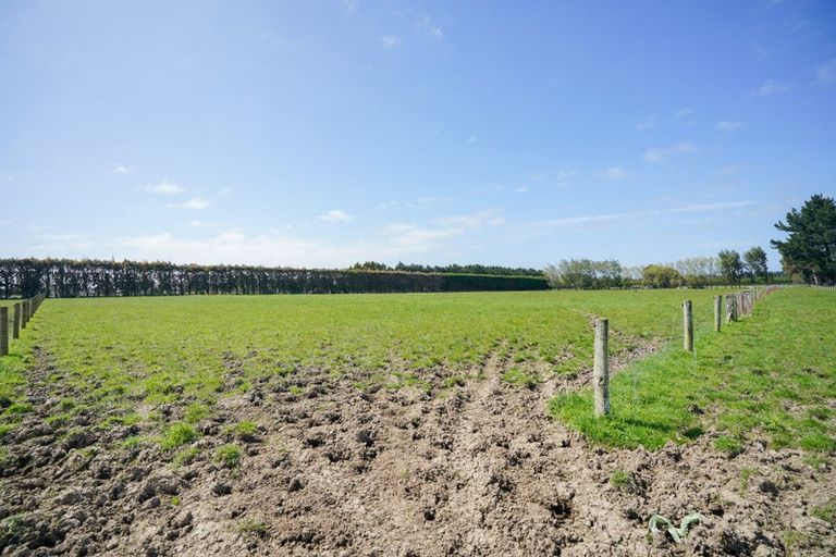 Photo of property in 95b Wallacetown Lorneville Highway, Lorneville, Invercargill, 9874