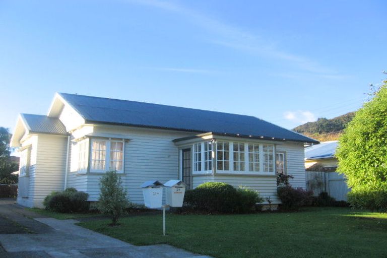 Photo of property in 31a Burnside Street, Waterloo, Lower Hutt, 5011