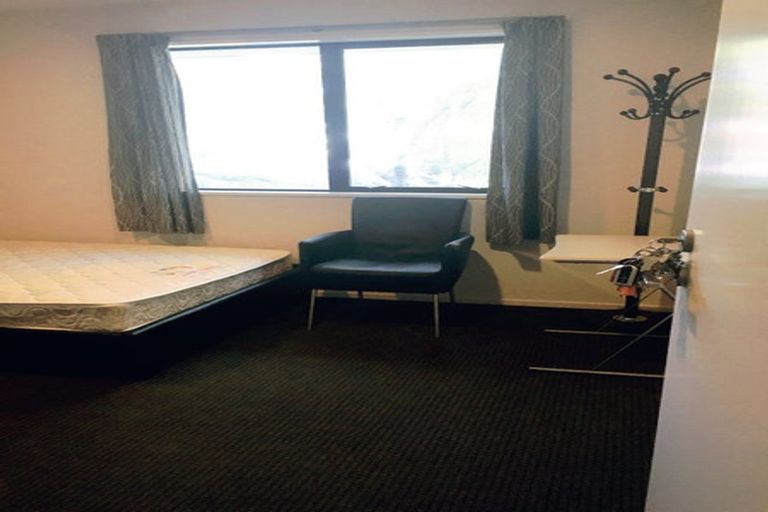 Photo of property in 42 Newnham Terrace, Upper Riccarton, Christchurch, 8041