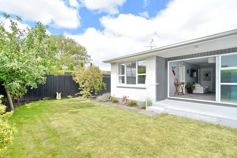 Photo of property in 23a Tomes Road, St Albans, Christchurch, 8052
