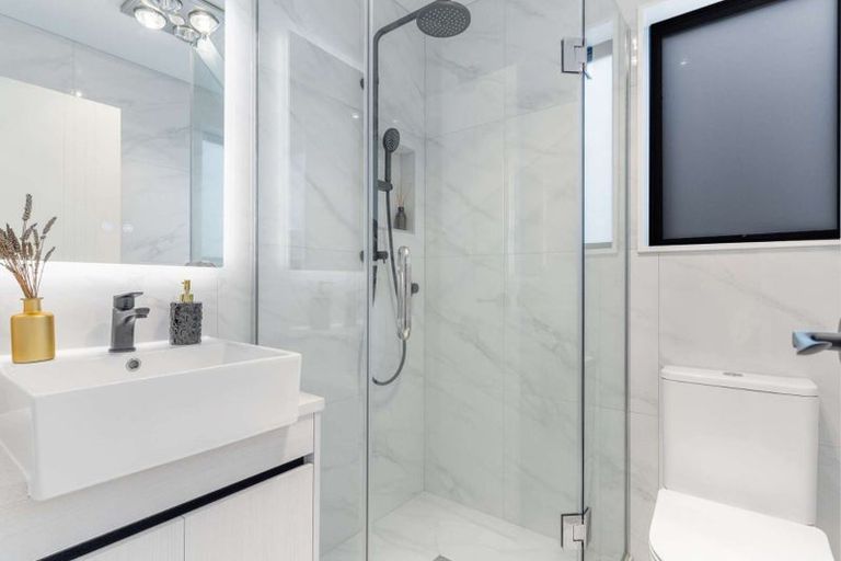 Photo of property in 21 Toanga Place, Mount Wellington, Auckland, 1062