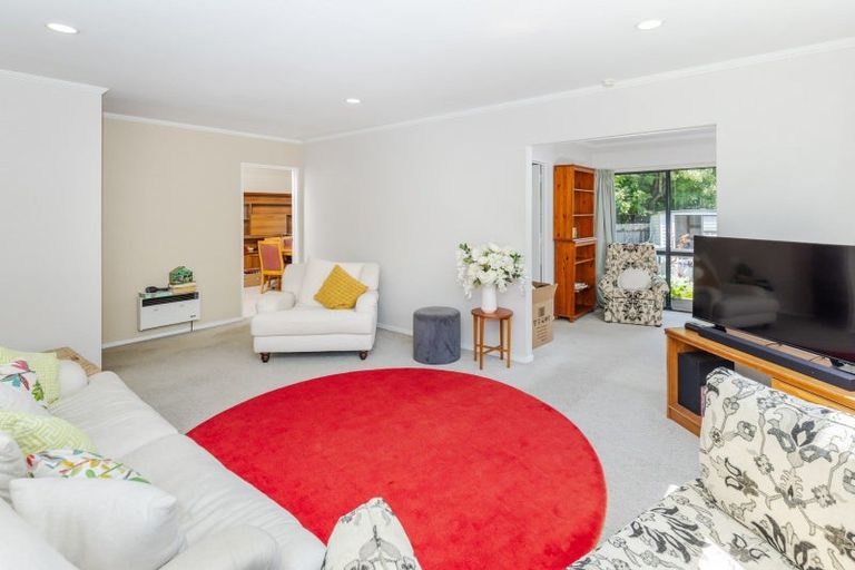 Photo of property in 56 Lansdowne Crescent, Glenview, Hamilton, 3206