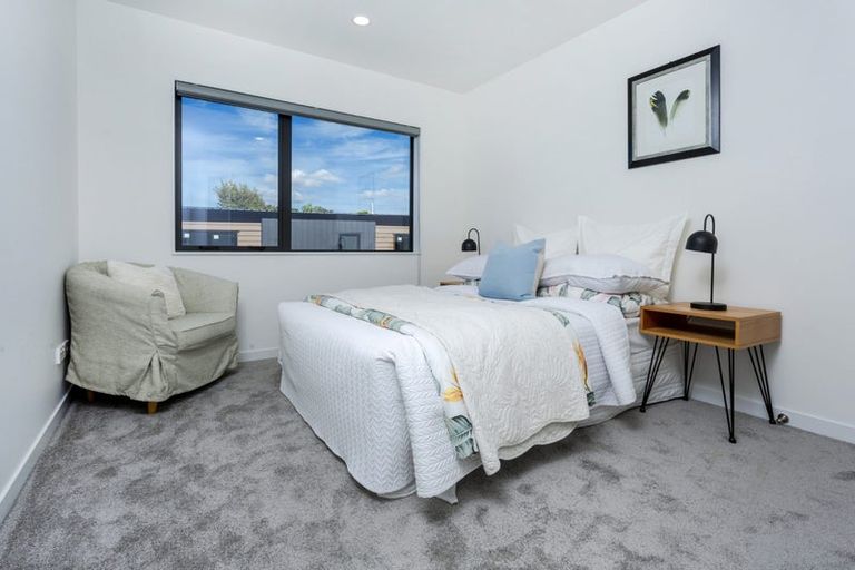 Photo of property in 10a Mescal Street, Massey, Auckland, 0614