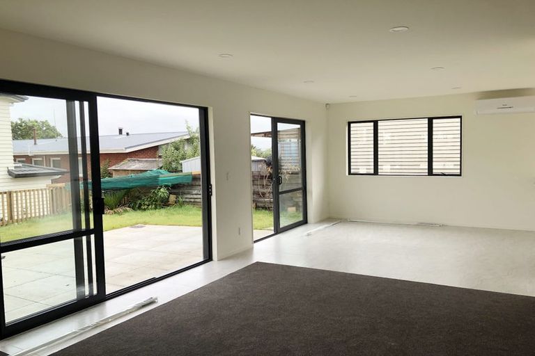Photo of property in 177 Titirangi Road, New Lynn, Auckland, 0600
