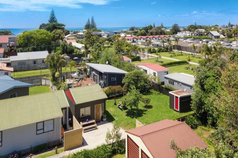 Photo of property in 15a Leo Street, Waihi Beach, 3611