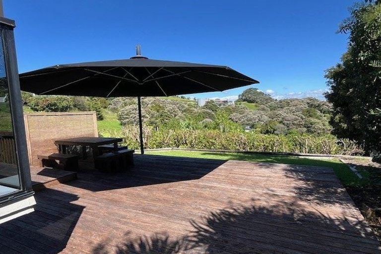 Photo of property in 62 Somerville Road, Shelly Park, Auckland, 2014