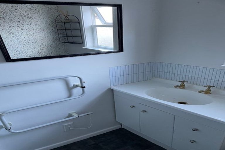 Photo of property in 134 Wellington Road, Wainuiomata, Lower Hutt, 5014