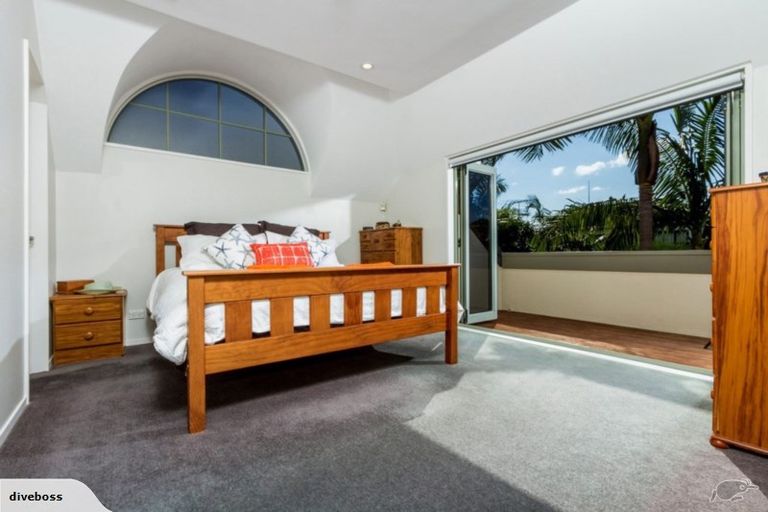 Photo of property in 7a Valley Road, Browns Bay, Auckland, 0630