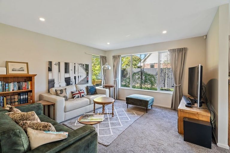 Photo of property in 1/49 Trafalgar Street, St Albans, Christchurch, 8014