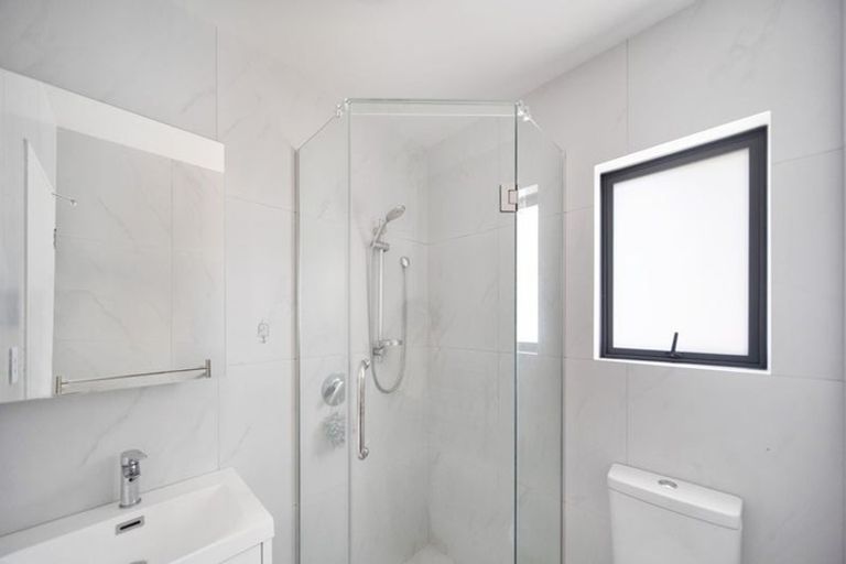 Photo of property in 64 Landscape Road, Papatoetoe, Auckland, 2025