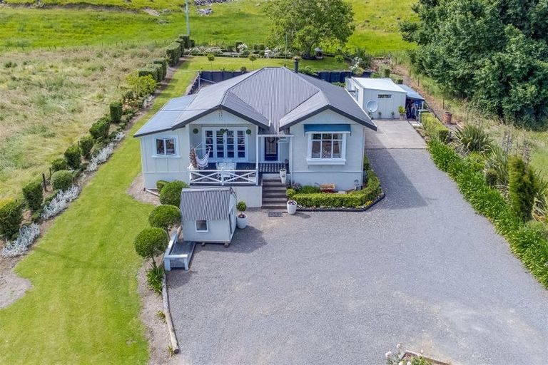 Photo of property in 222 Mount Herbert Road, Waipukurau, 4285