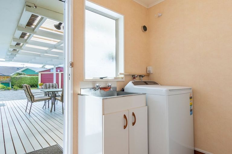 Photo of property in 15 Belvedere Avenue, Waikanae, 5036