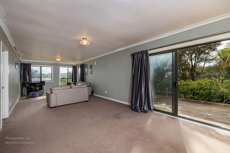 Photo of property in 99 Yorke Road, Haruru, 0204